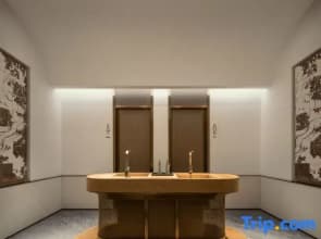 Ruitai International Hotel (Wuhan Tianhe Airport Aviation Headquarters Subway Station)