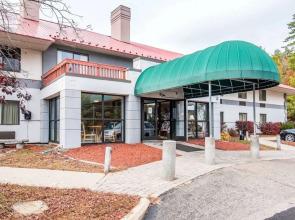 Econo Lodge Near Plymouth State University