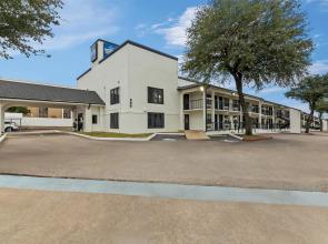 Americas Best Value Inn Austin University