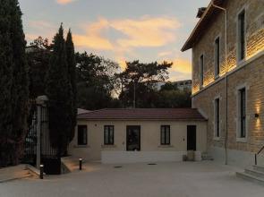 Hotel Fort St Laurent Lyon - Handwritten Collection