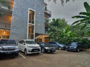 ZEN Rooms Kebagusan Raya 21