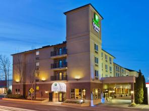 Holiday Inn Express Hotel & Suites Portland-NW Downtown by IHG