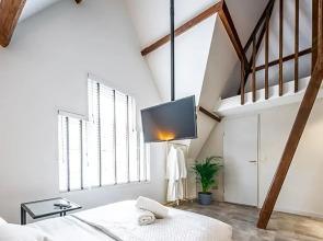 New Family Penthouse 7Min from Rotterdam Central Station top floor app4