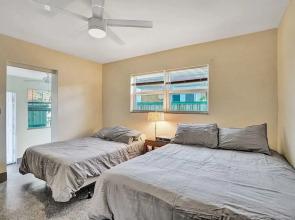 Discount! Modern Ocean-side Studio, 1br/1bath, Hollywood, Free Parking + Bbq!