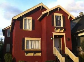 MondeLiving Art House