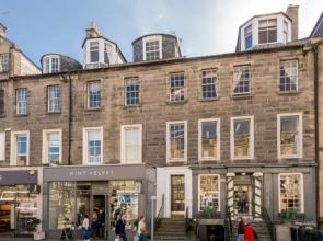 Central 3 Bedroom Flat