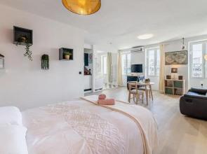 Appart-Jacuzzi à 6 min de la gare St Charles