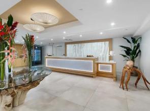 Beachcomber Resort & Club