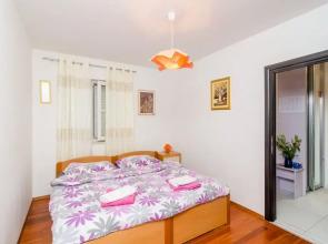 Apartment Villa Mikica