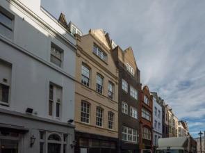 Amazing Roof Terrace Apartment 1-bedroom in London