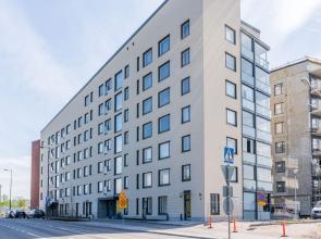 Cozy apartment right next to metro station