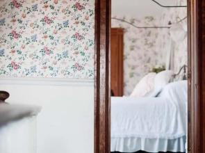 The Inn at Old Harbor