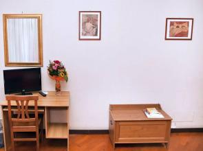 Kosher B&B The Home in Rome