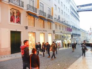 LV Premier Chiado CH8 Comfortable AC Elevator