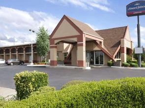 Howard Johnson by Wyndham Oklahoma City Airport/ Fairgrounds