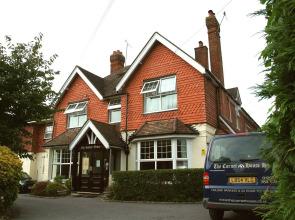 The Corner House Hotel Gatwick