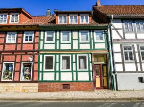 EUPHORAS - Haus mit 4 Schlafzimmern und Hinterhof