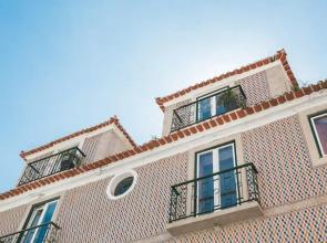 LV Premier P Real PI1 Central River Views Terrace