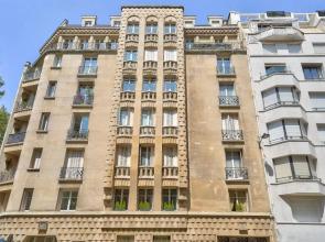 Luxueux Studio AC-Terrasse Vue sur la Tour Eiffel