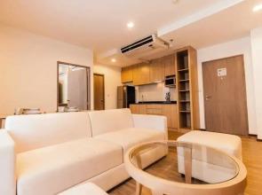 Treetop Apartment by Sunny Rentals