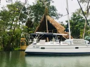 Boatique Hotel and Marina