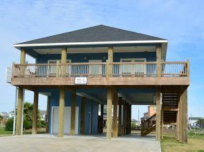 Villa Verdie by RedAwning