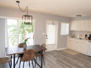 Waterfront Studio- Pool, Beach, Intercostal-5