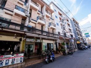 Oyo 448 Jan'S Guest House