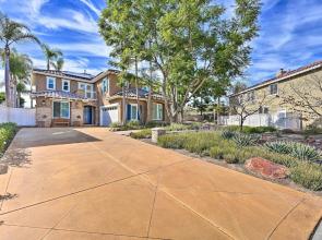 Stunning Carlsbad Gem w/ Fire Pit & Hot Tub!