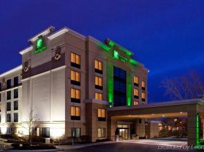 Holiday Inn & Suites Ann Arbor Univ Michigan Area by IHG