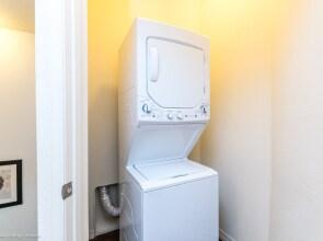 Lucaya Village - 2901 Edenshire way 104 Unit 14