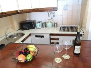 WOW OCEAN VIEW, 150mts to Beach & 10 min to Centre