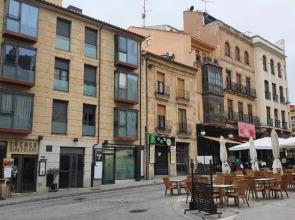 Salamanca Rentals - Apartamento con terraza a 1 minuto de la Plaza Mayor