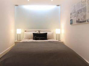 Marques Design II by Homing