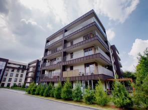 City of the Kings Green Silence Apartment