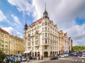 Luxurious Kafka family apt in Old Town