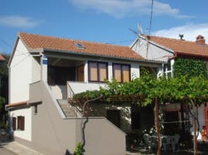 Apartment Martina - 300 m from sea: A2 Sukosan, Zadar riviera