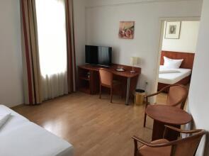 Hotel am Ledermuseum