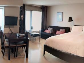 Hotel Suites near Eaton Centre