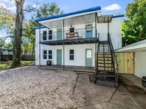 Jefferson Flat in Lafayette