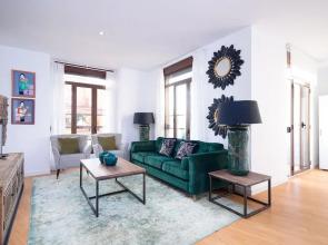 Valencia Luxury - Boutique Market