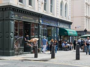 Sleek 2BR in West End by Sonder