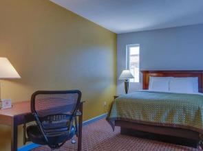 Americas Best Value Inn Hayward