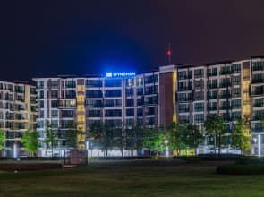 Wyndham Phuket Airport