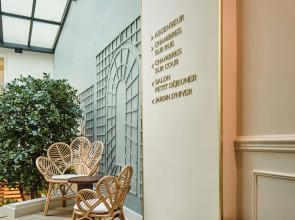 Posy Hotel by Happyculture