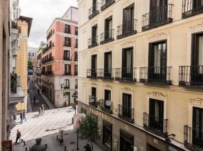 Ópera Boutique - MADFlats Collection