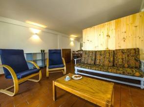 B20 - Sun and Pool Apartment