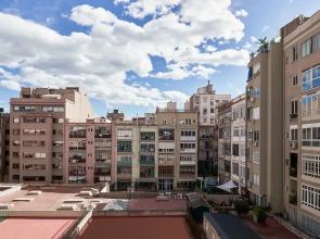 Modern Villa in Eixample With Sea Near