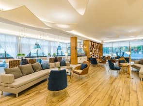 Atour Hotel Wuhan Panlong Avenue