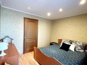 Apartments on 76A Mira Street